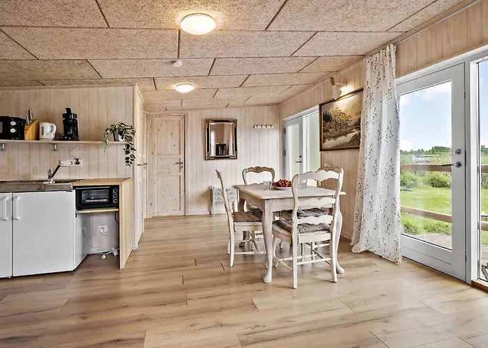 Casa vacanze Lovely In With Kitchen *